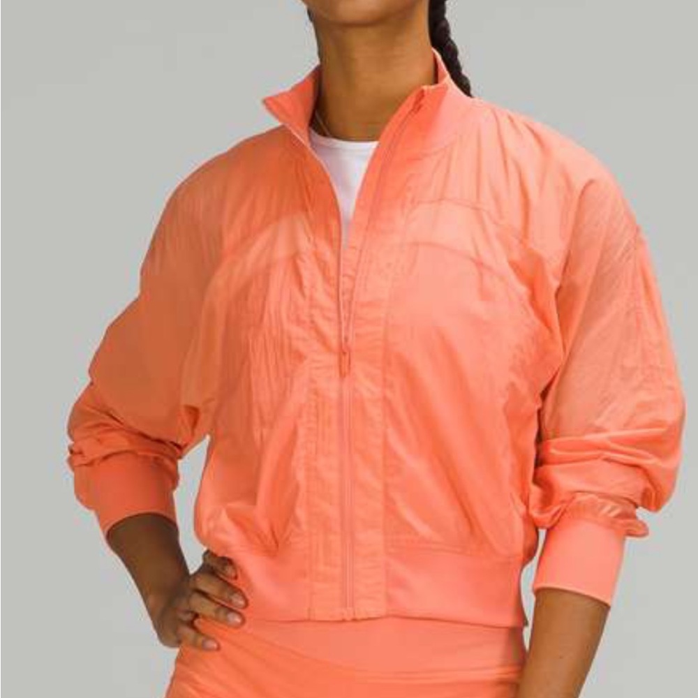 Lululemon Serve It Jacket-
Golden Apricot